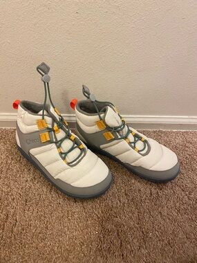 Chaco White and Gray Puffer Slip-On Ankle Boots with Yellow Accents